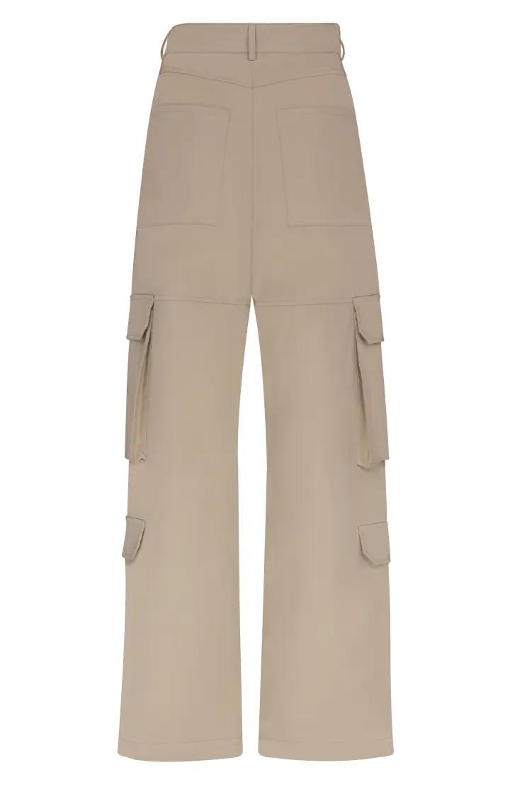 Брюки женские, накладные карманы