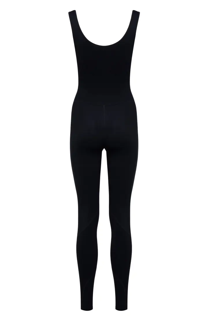 Комбинезон женский