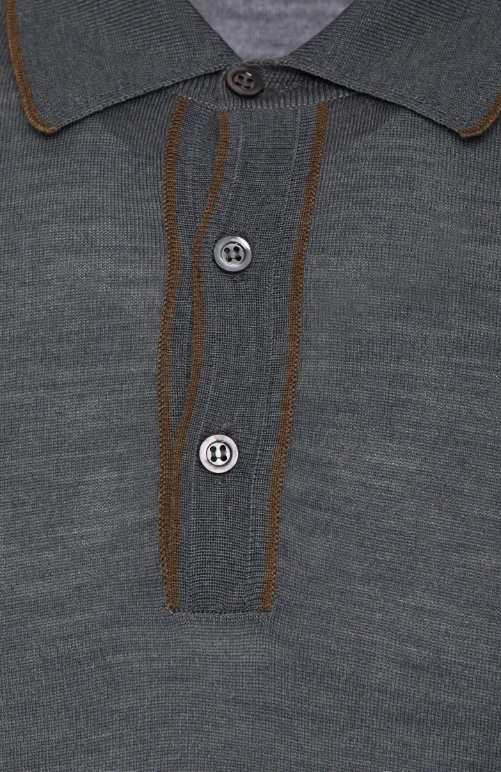  Свитер мужской