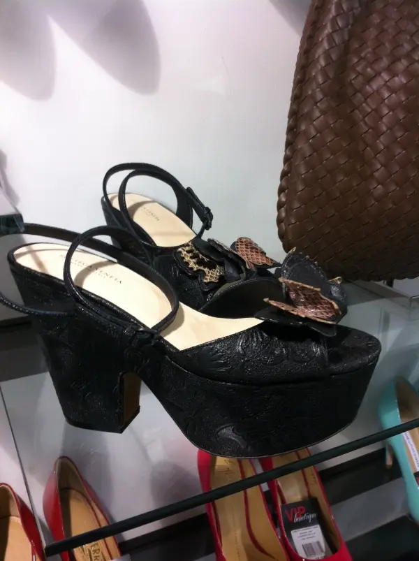 Bottega veneta Босоножки женские /кожа узор/