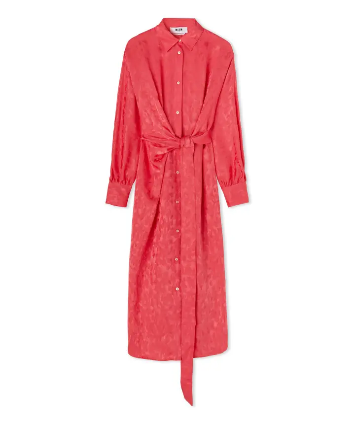 Платье с поясом