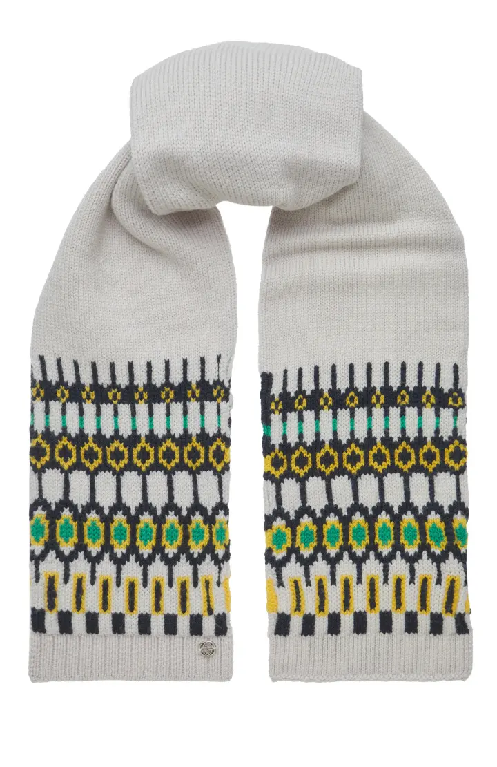 серый с принтом