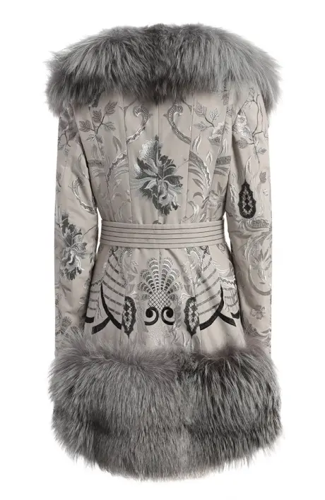 Gianfranco Пальто женское с вышивкой /мех лиса//чехол/