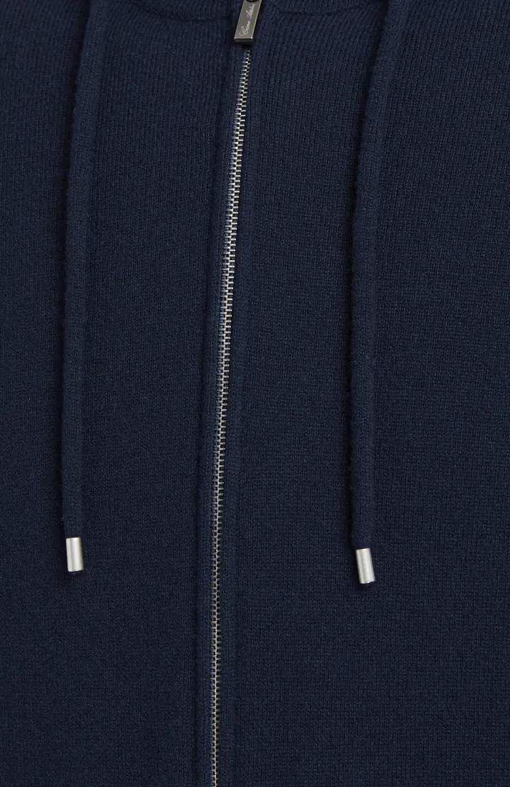  Спортивный костюм мужской