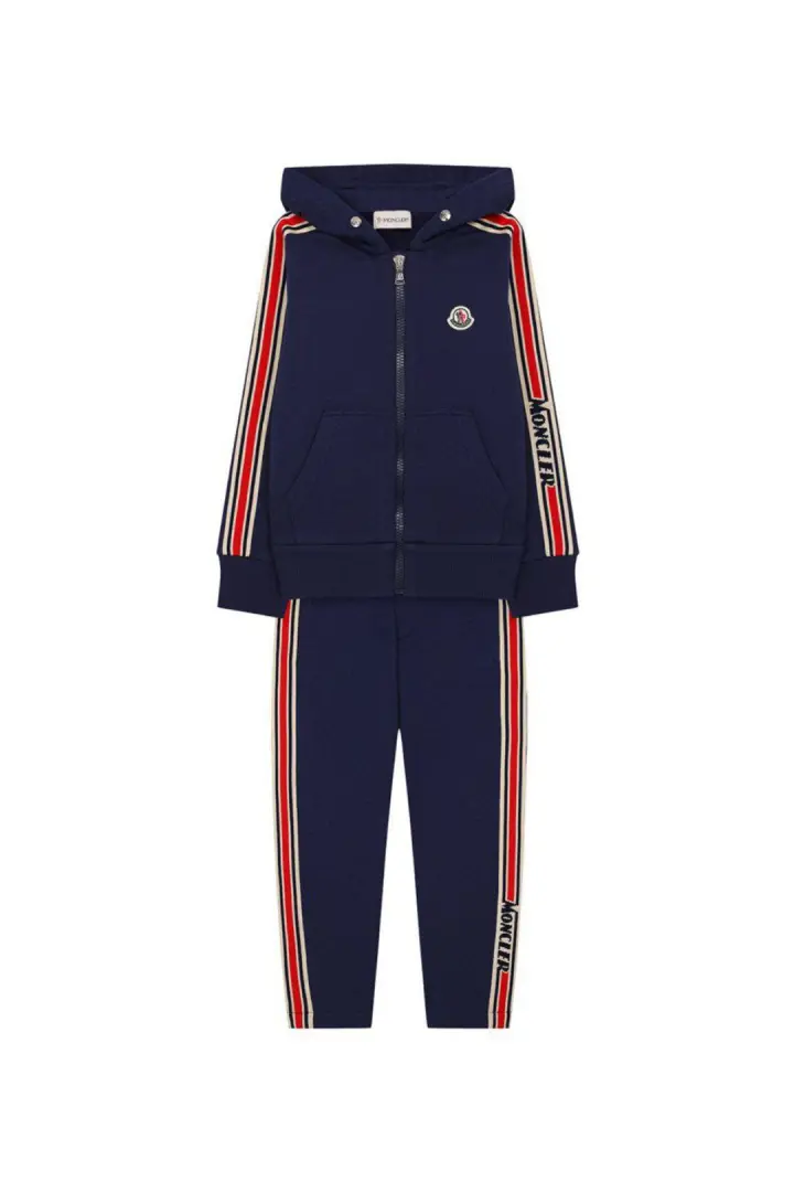  Толстовка и брюки