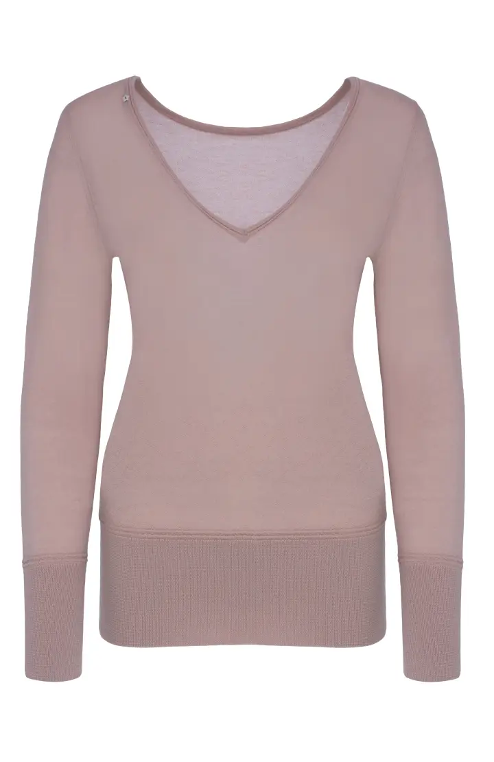 Свитер женский