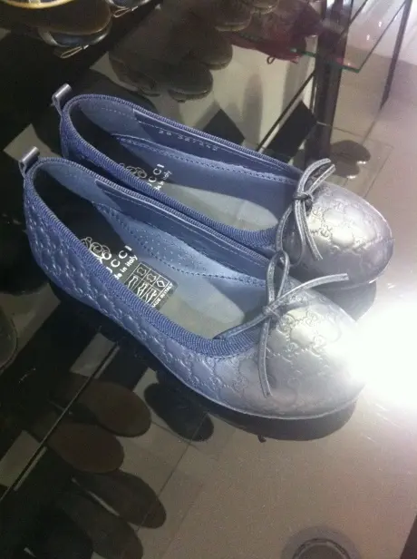 GUCCI JUNIOR АОЕ40 Балетки, кожа