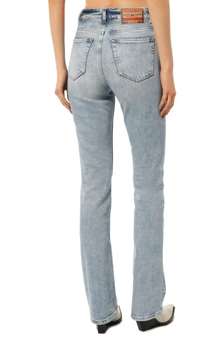 Джинсы женские расклешенные, высокая посадка