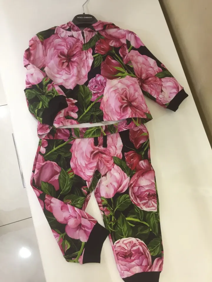 Спортивный костюм