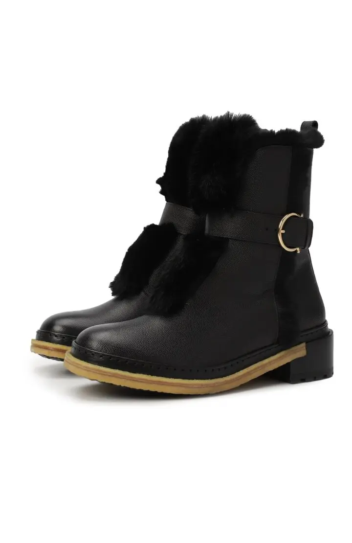  Ботинки женские с мехом