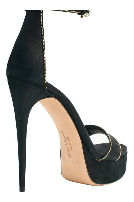 Salvatore Ferragamo 06572691С Босоножки женские, набук