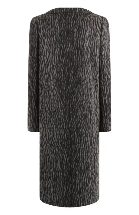 Salvatore Ferragamo Пальто женское /с ворсом/