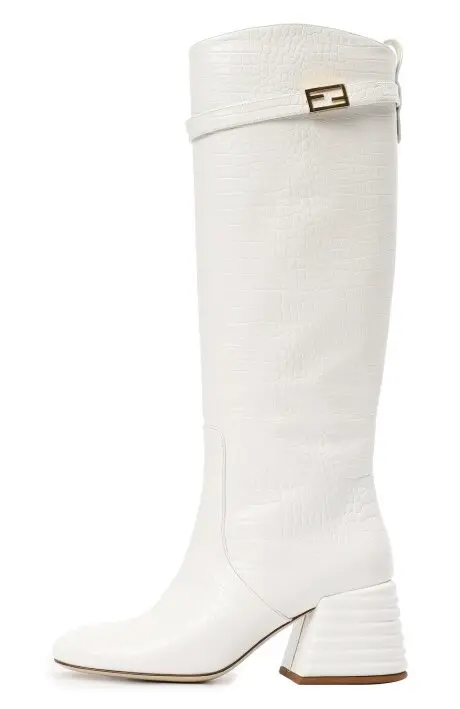  Сапоги женские