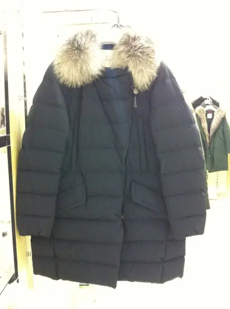 MONCLER Пуховик женский мех лиса