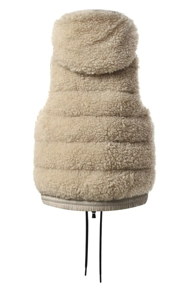 MONCLER Жилет женский с капюшоном