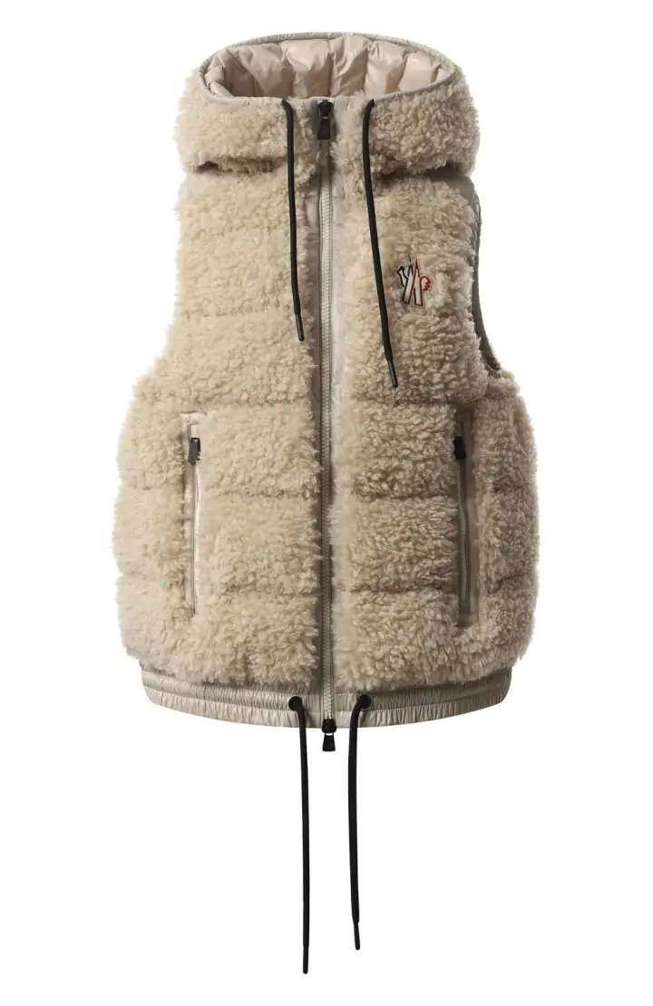 MONCLER Жилет женский с капюшоном