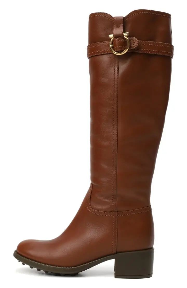  Сапоги женские на меху