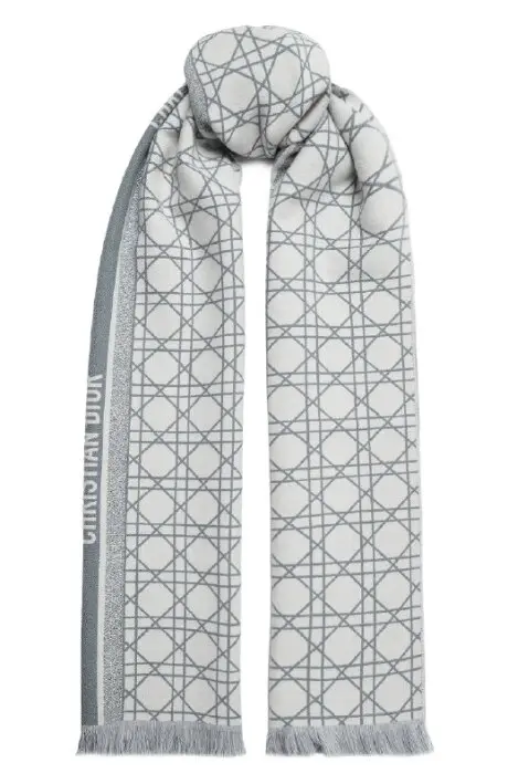  Шарф женский