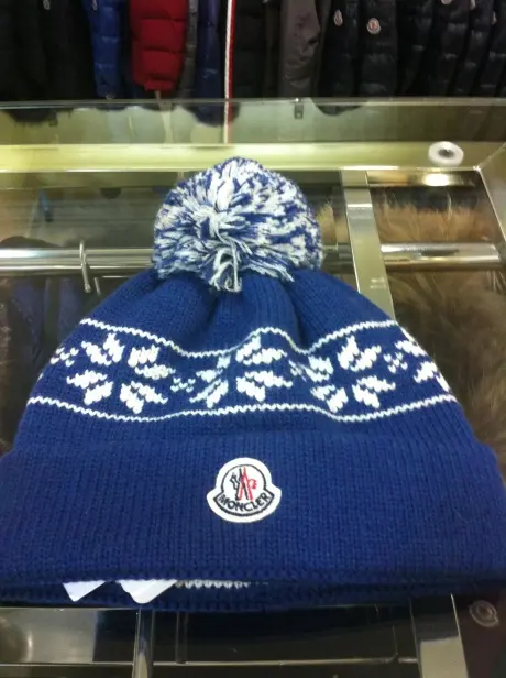 Moncler Шапка