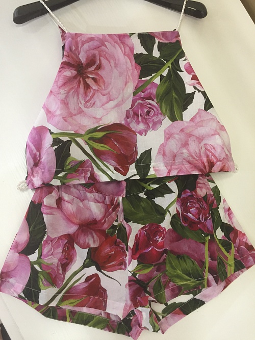 DOLCE & GABBANA Костюм д /топ+шорты/