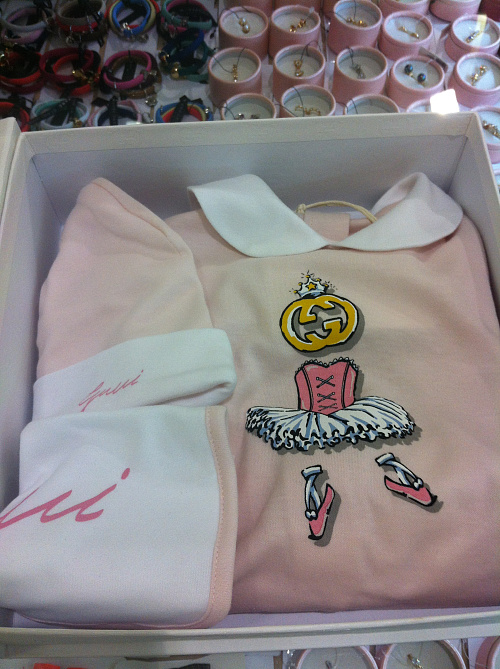 GUCCI JUNIOR Набор /боди, шапочка, передник/